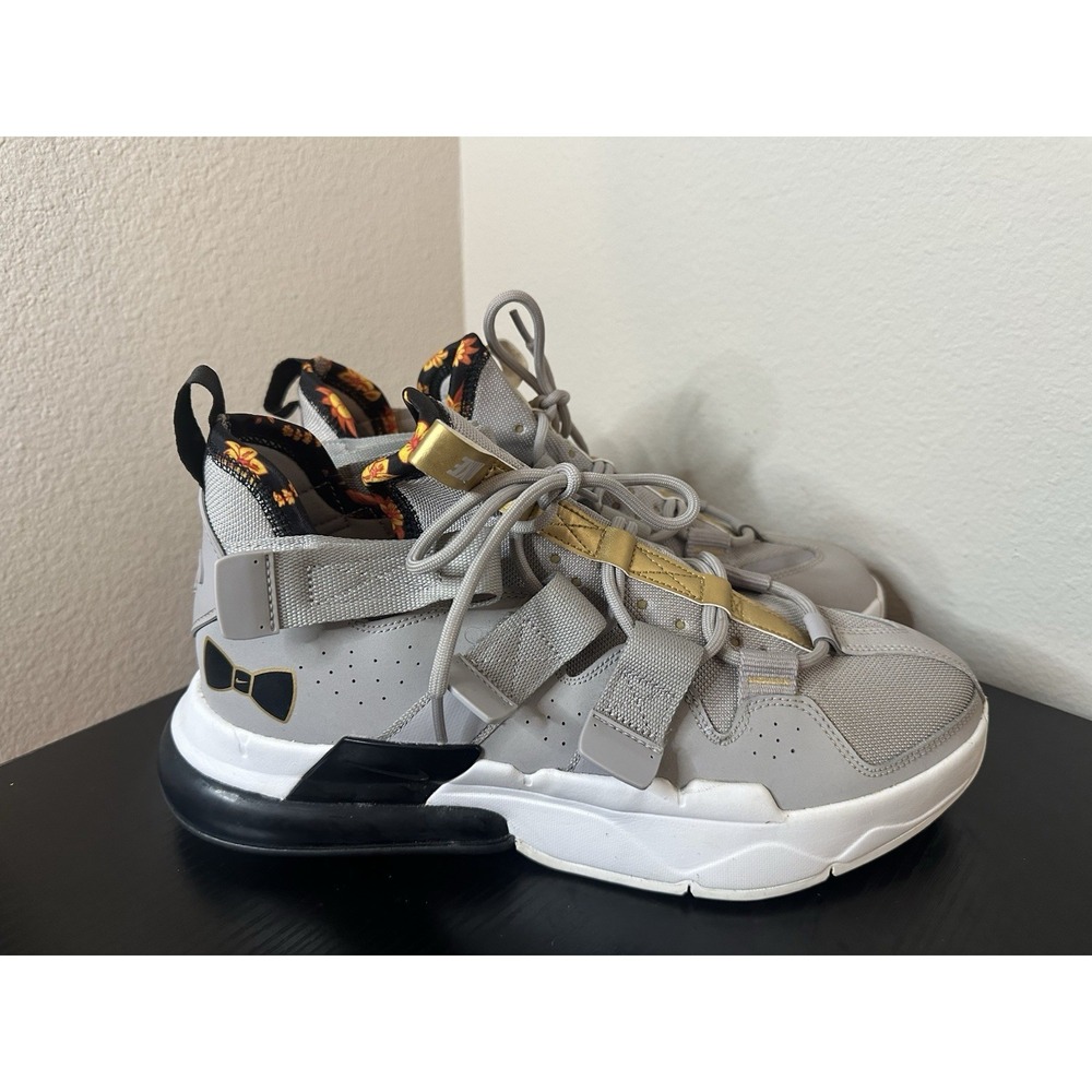 Size 11.5 - Nike Air Force Edge 270 Gel Grey Shoes‎ Sneakers Mens